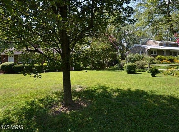 2nd image of 6731 Glenmont St