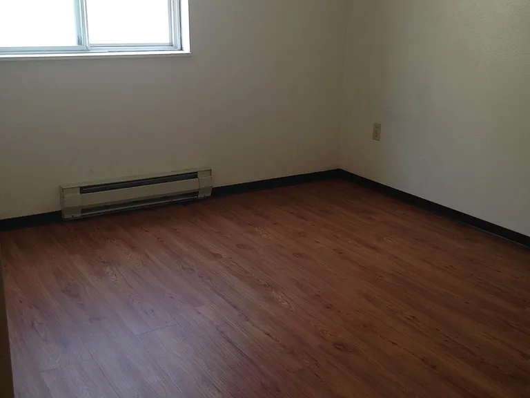 1605 S Levick St — Photo 11