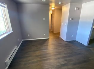1020 N 192nd St #1C, Seattle, WA 98133