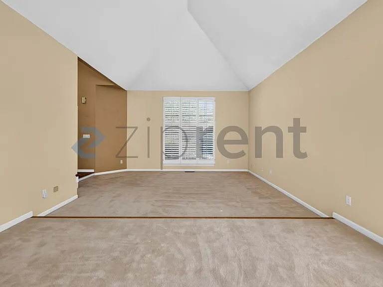 2552 Cotswold Hill Dr — Photo 9