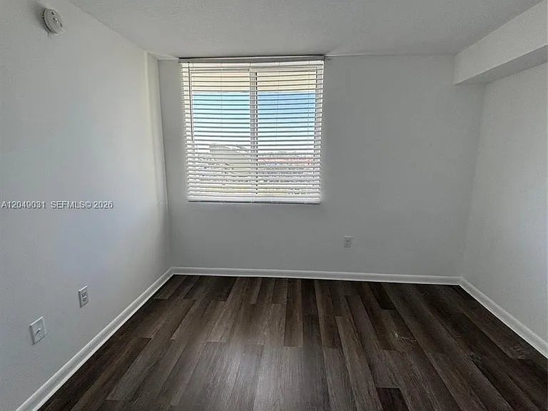 219 NW 12th Ave #911 — Photo 10