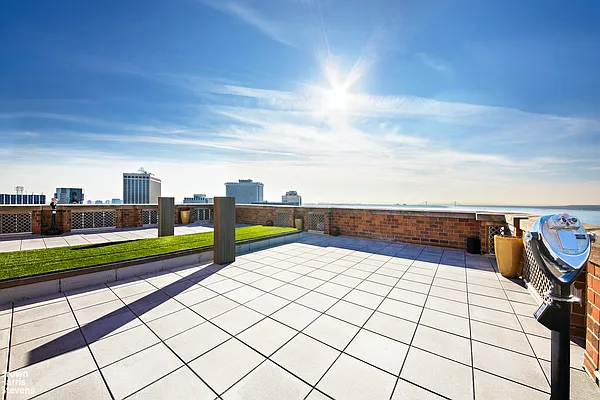 Rented by Brown Harris Stevens | media 12