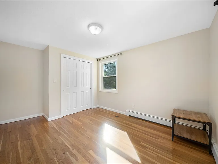 221 Totten Pond Rd — Photo 16