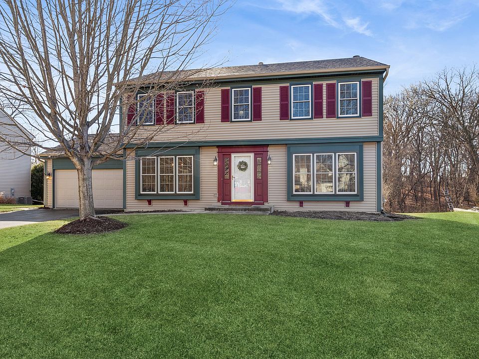 1st image of 701 N Carriage Hill Rd