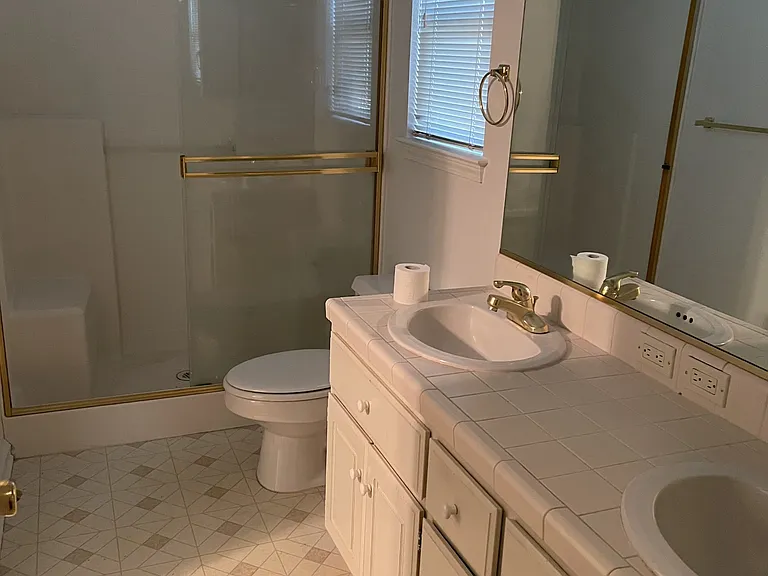 819 Black Walnut Way — Photo 11