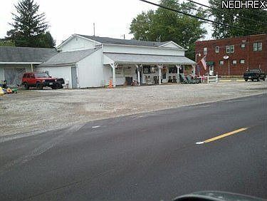 1st image of 7428 Lake St