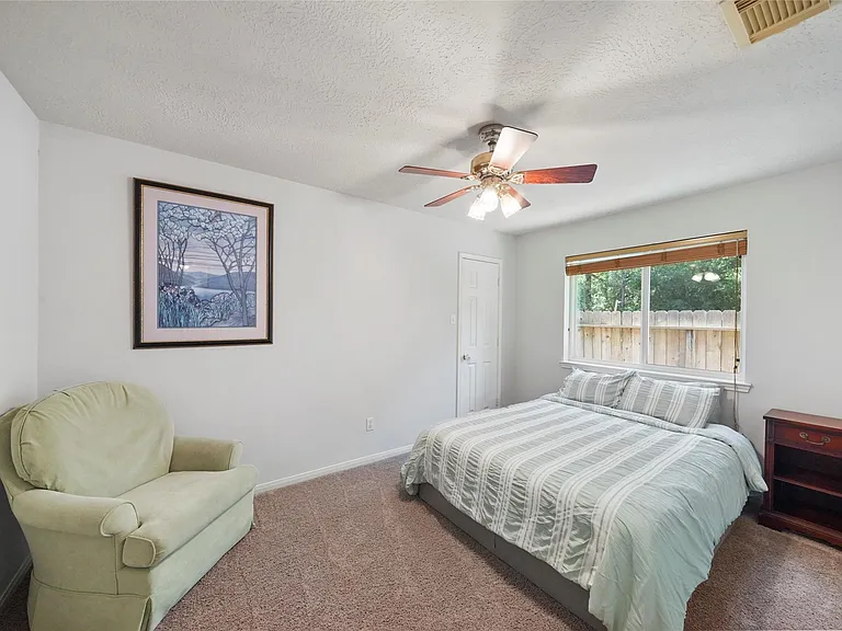 158 N Whistlers Bend Cir — Photo 25