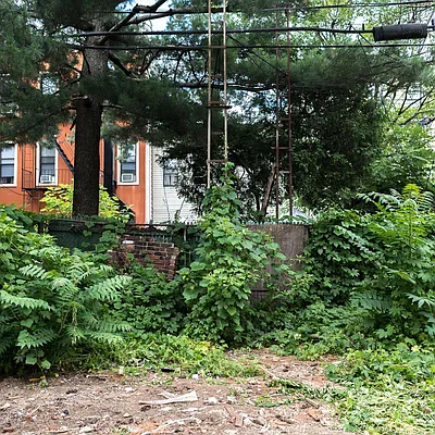 Rented by Batra Group Inc | media 23