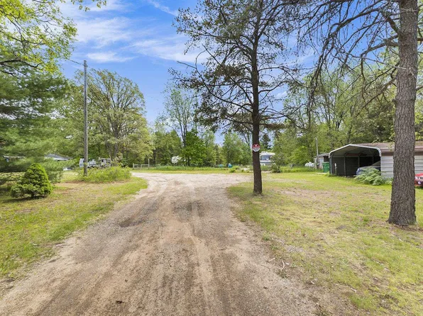 10091 W Rosted Rd, Lake City, MI 49651
