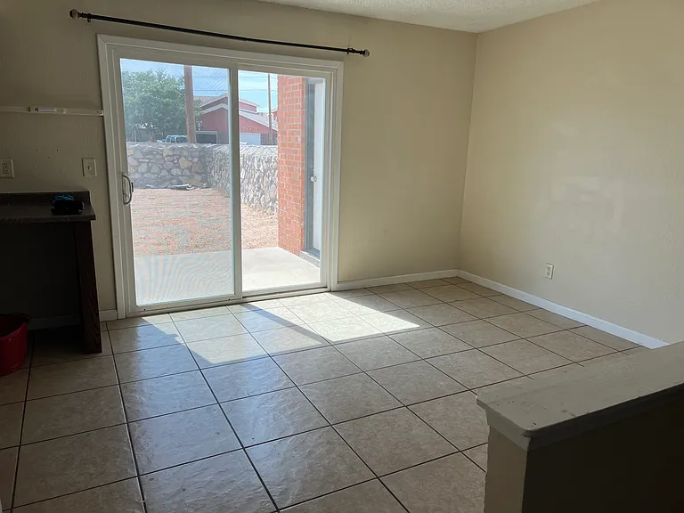 2813 Red Sails Dr #A — Photo 2