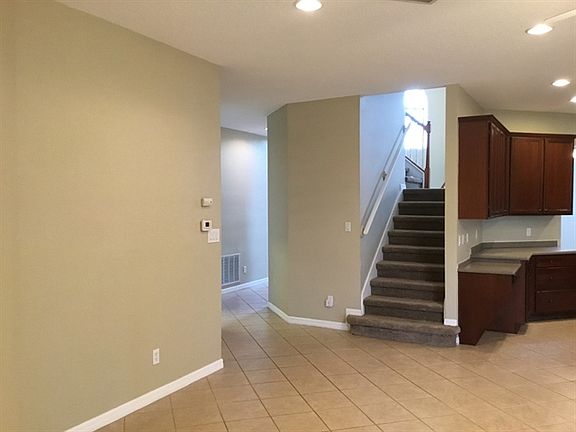 5th image of 1545 Amaryllis Cir