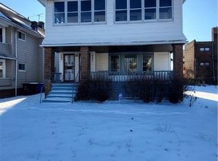 872 Paxton Rd, Cleveland, OH 44108