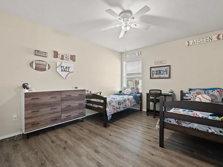 1410 Teal Way — Photo 16