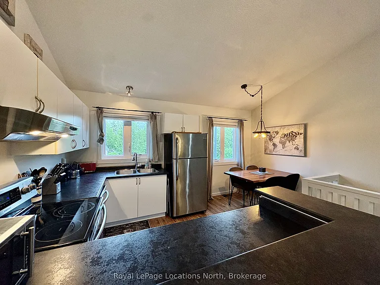 149 Fairway Cres #71 — Photo 13