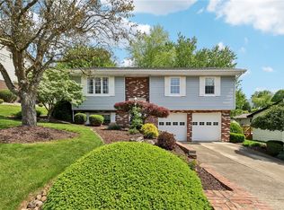 207 Dodd Dr, Washington, PA 15301