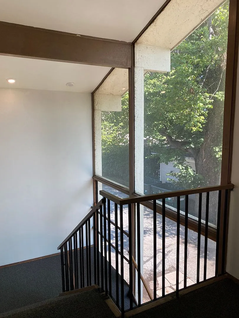 1020vine — Photo 4
