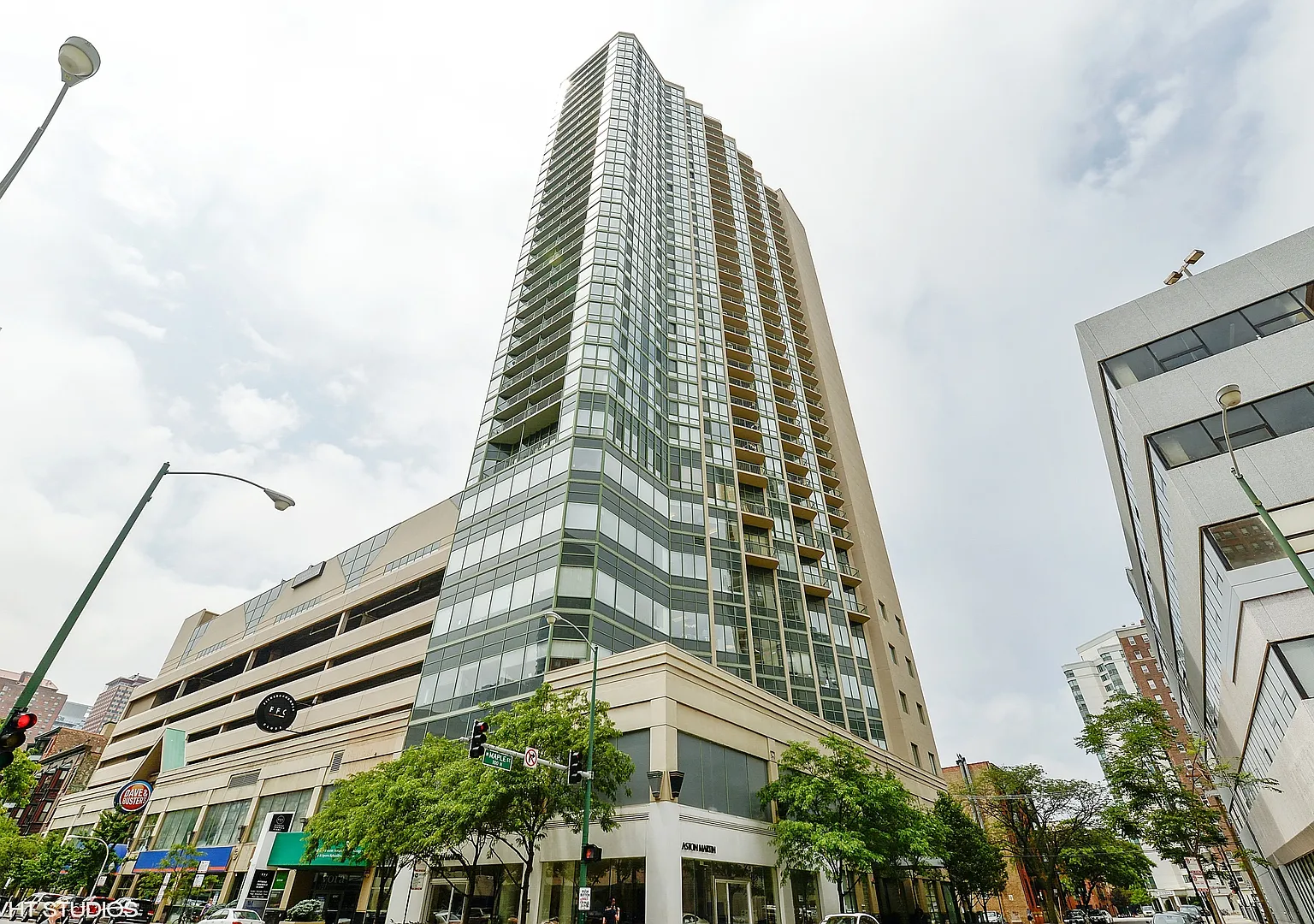 1 bed, 650 sqft, $2,500 — Photo 1