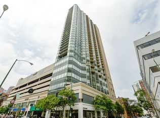 111 W Maple St APT 2711, Chicago, IL 60610