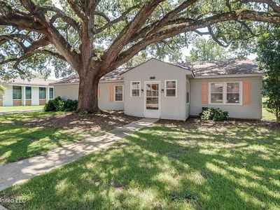 121 E 2nd St, Long Beach, MS, 39560