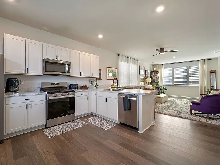 10875 Farmerfield St — Photo 14