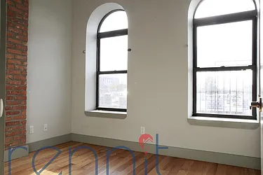 Rented by Rennit Inc.