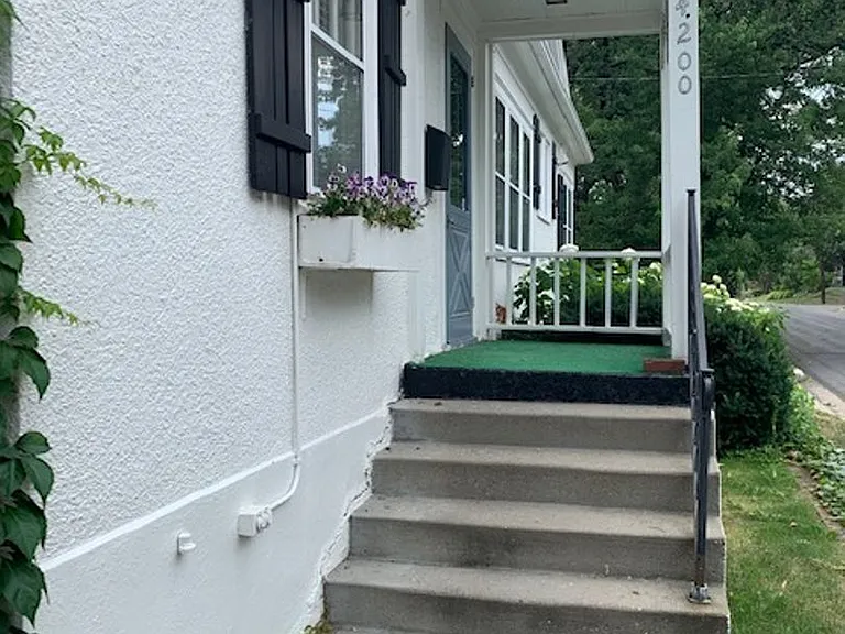 4200 Brookside Ave — Photo 3