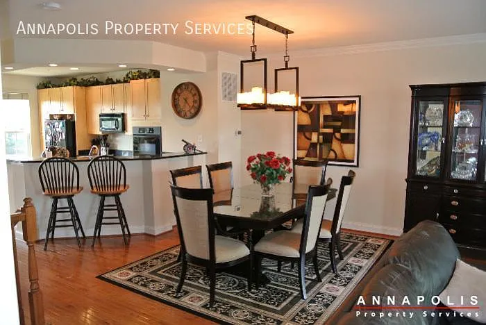 902 Kestrel Ct — Photo 6