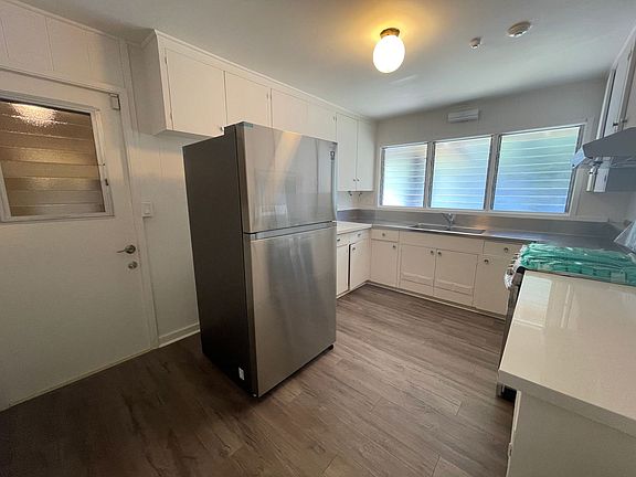 5th image of 1521 Ala Lani St