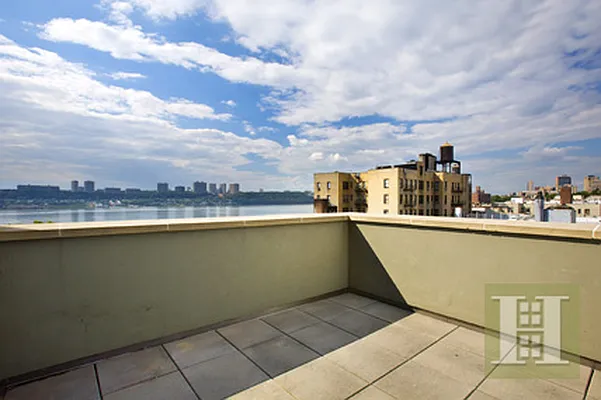 Sold by Halstead Real Estate | media 2