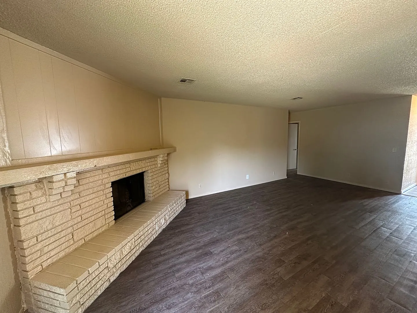 Coming soon 3 Bedroom in Broken Arrow! — Photo 2