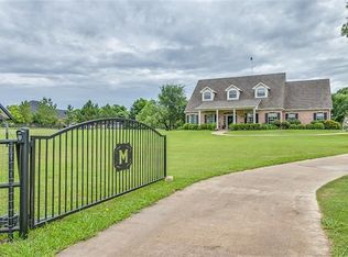 4420 Country Hill Rd, Fort Worth, TX 76140