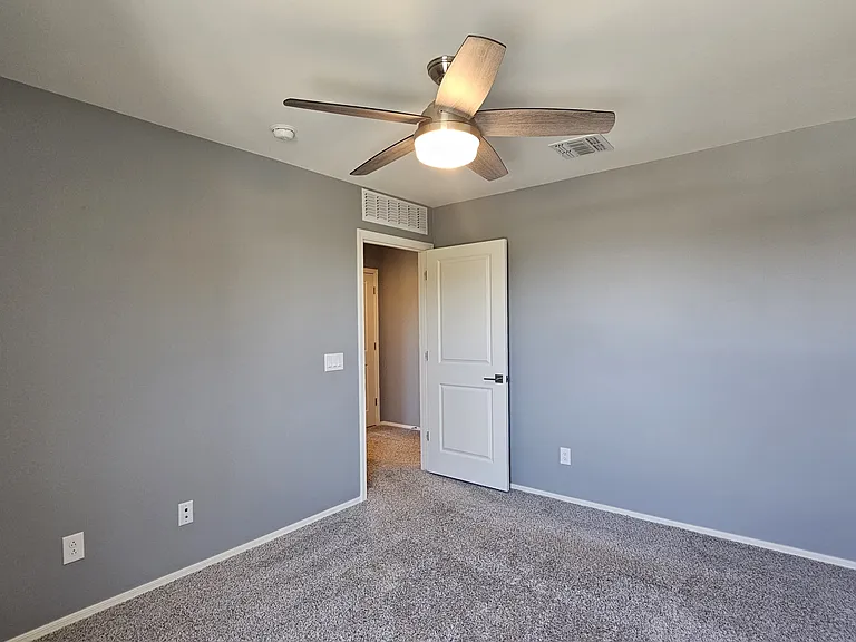 10679 W Golson Dr — Photo 28