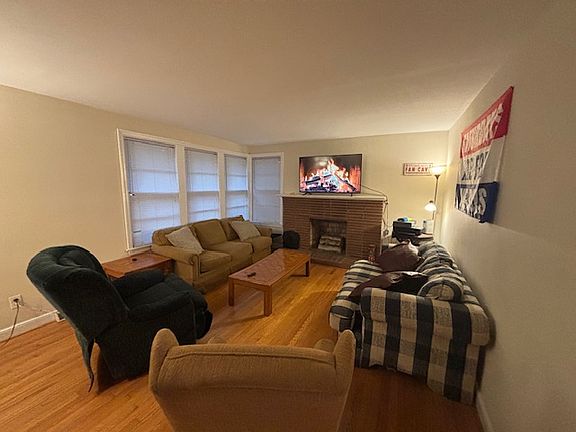 large den