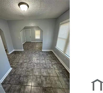 1359 W 20th St — Photo 8