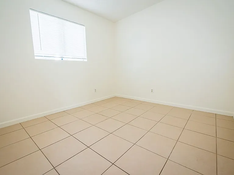 4937 E De Medici Dr — Photo 21