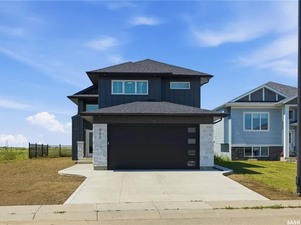 902 Bentley Mnr, Saskatoon, SK S7L 6P4