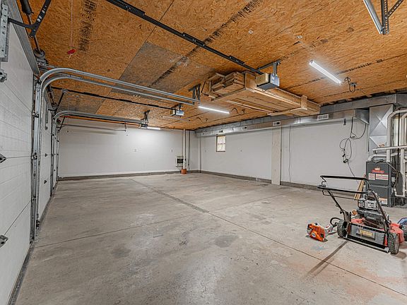 3rd image of 207 S Stewart St