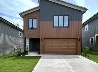 212 Summer Breeze Dr, Durham, NC 27704