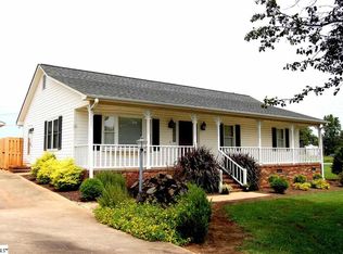 104 Crossgate Dr, Boiling Springs, SC 29316