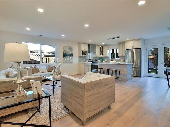 3rd image of 5104 Noella Way
