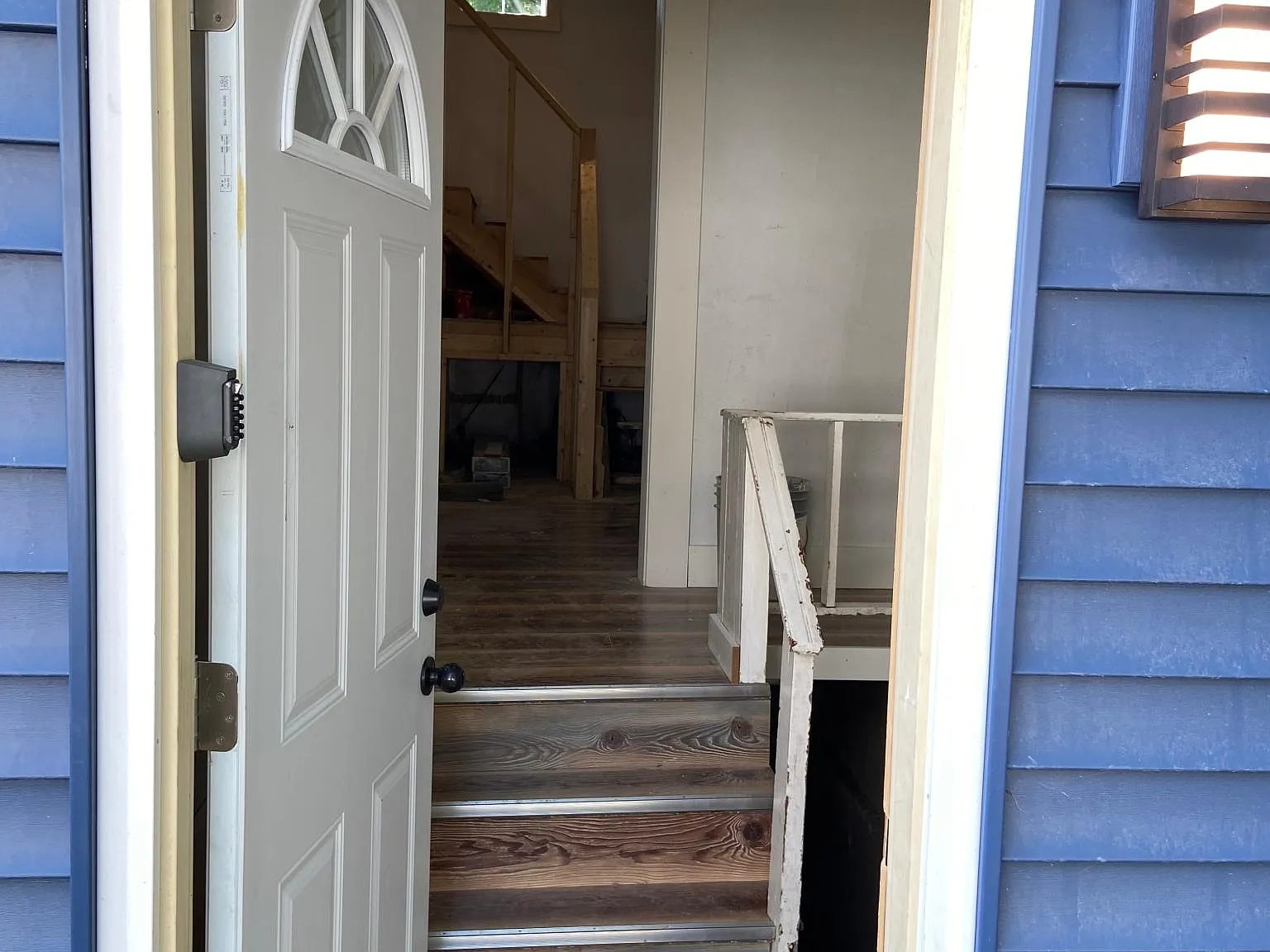 3 bed, 1500 sqft, $2,500 — Photo 4