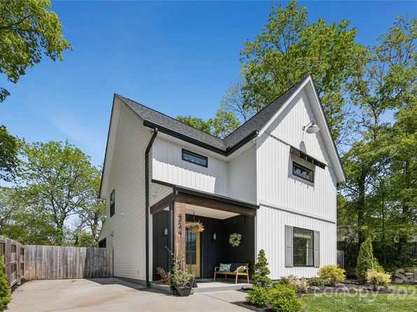 324 Elm St, Belmont, NC 28012