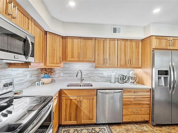 5th image of 804 Cypress Grove Lane #407