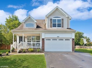 2320 Periwinkle Ct, Naperville, IL