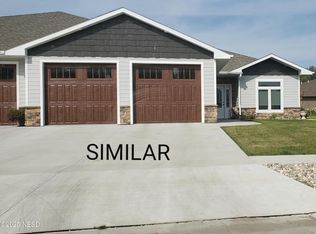 504 Kaylee Ct, Watertown, SD 57201