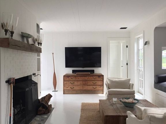 3rd image of 8 Chequit Ave