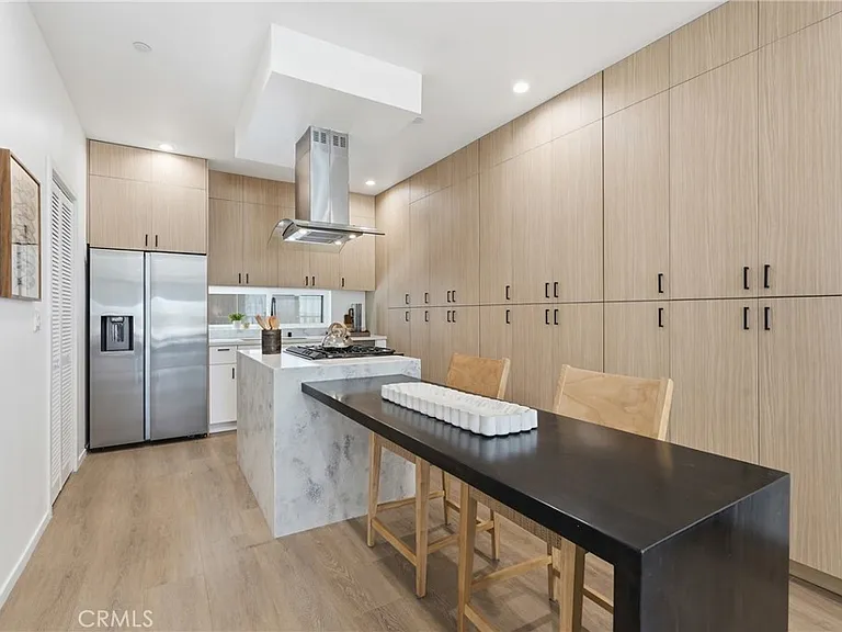 1430 S Cloverdale Ave #1/2 — Photo 4