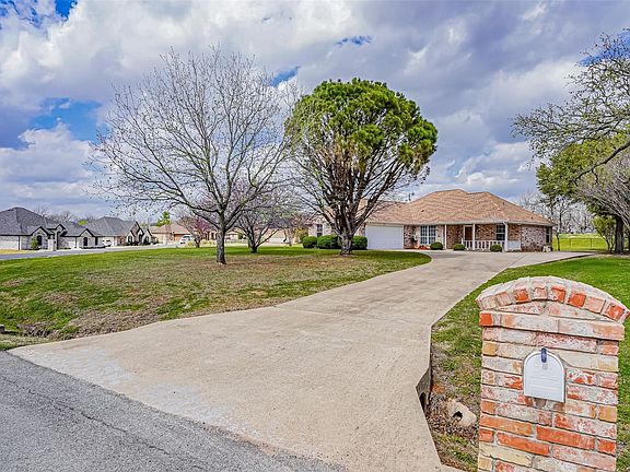 3rd image of 10519 Ravenswood Rd