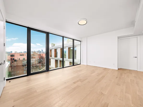 265 Lorimer Street image 1 of 20