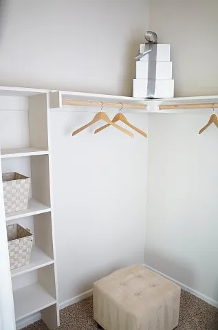 Walk in closet Walk in closet